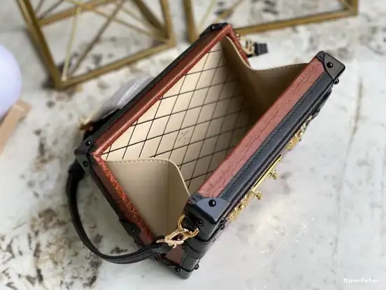 LOUIS VUITTON MALLE PETITE 0629